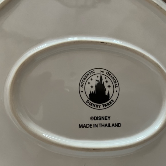 DISNEY CHIP & DIP DISH - Picture 5 of 5